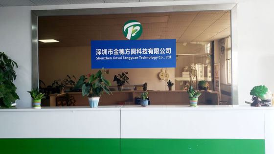 Système de capteur de stationnement à l'envers avec une portée de détection de 0,3m ∼2,3m.