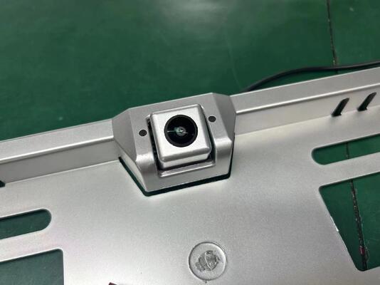 Caméra de vue arrière du véhicule avec cadre de plaque d'immatriculation pour une installation facile et un stationnement sûr